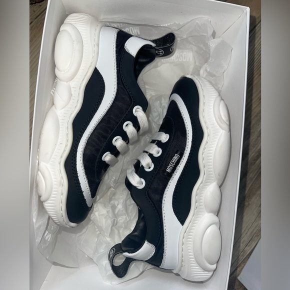 Moschino Double Question Mark logo-adorned Teddy shoes - Picture 6 of 9